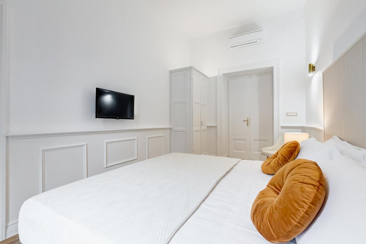 Monti Suites Cavour Ρώμη Εξωτερικό φωτογραφία